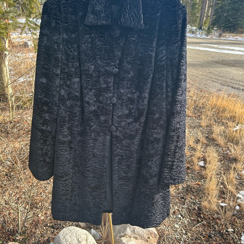 Elegant Black Textured Coat